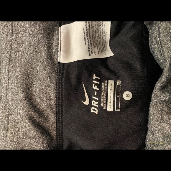 Nike Dri-Fit Shorts - Picture 3 of 3